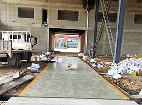 山東金誠達(dá)工程裝飾100噸地磅